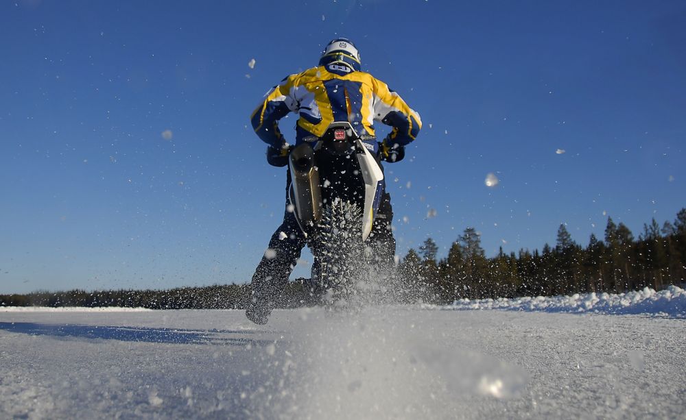 Husqvarna 701 Supermoto 2015
